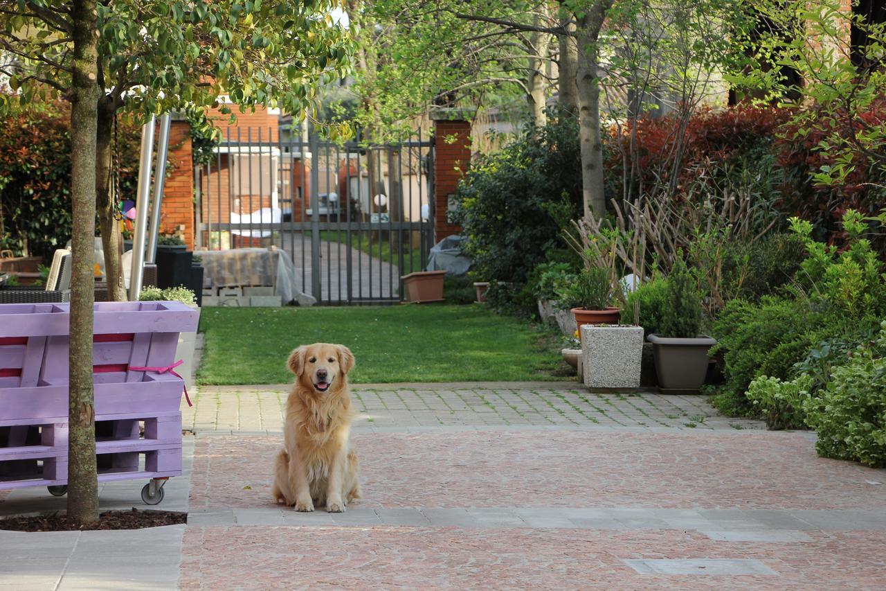 Hayloft Bed & Breakfast Cornaredo Bagian luar foto