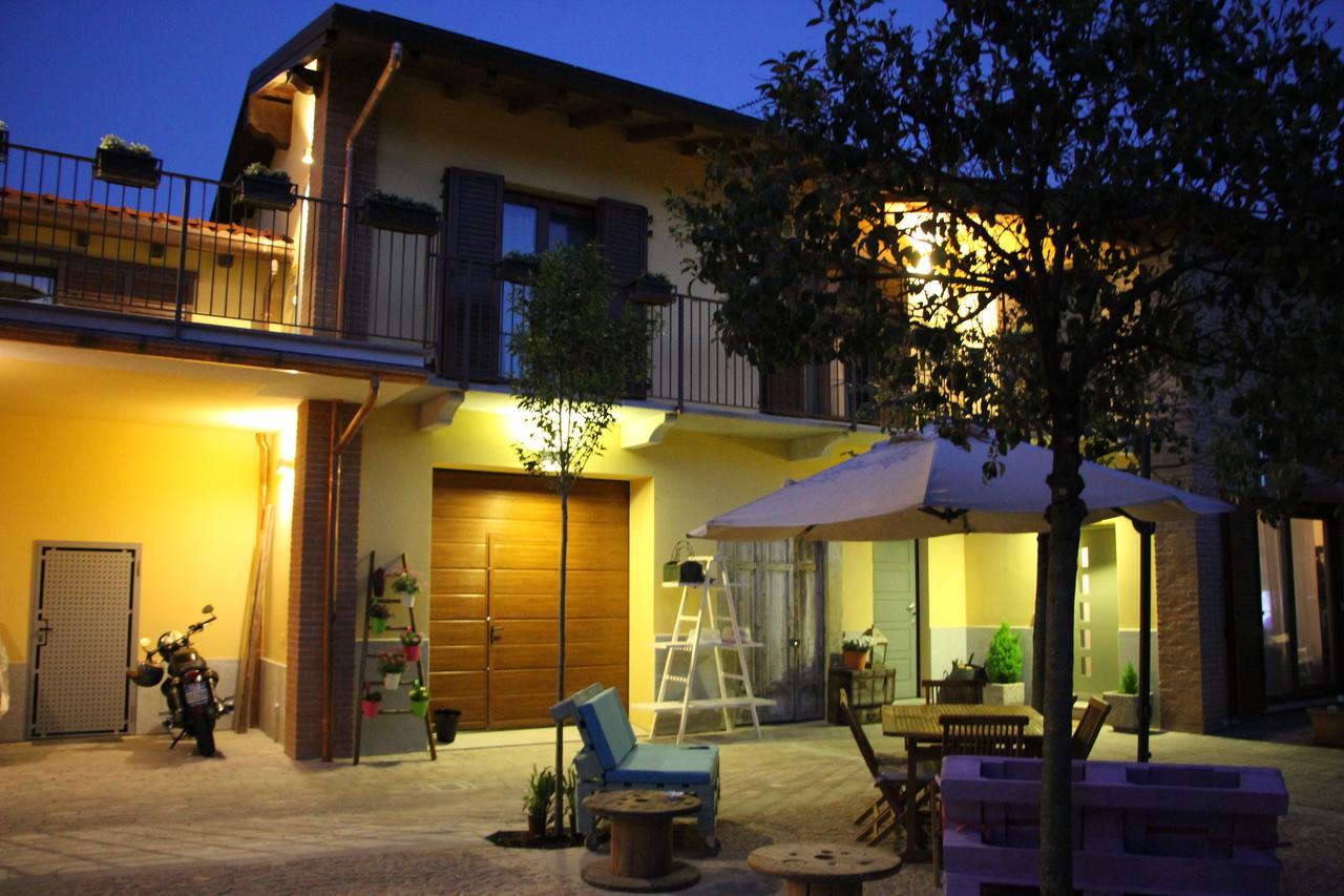 Hayloft Bed & Breakfast Cornaredo Bagian luar foto