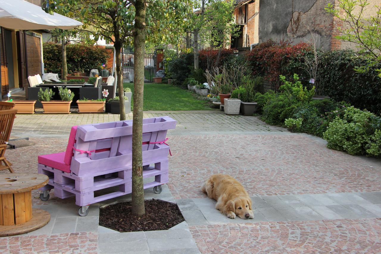 Hayloft Bed & Breakfast Cornaredo Bagian luar foto