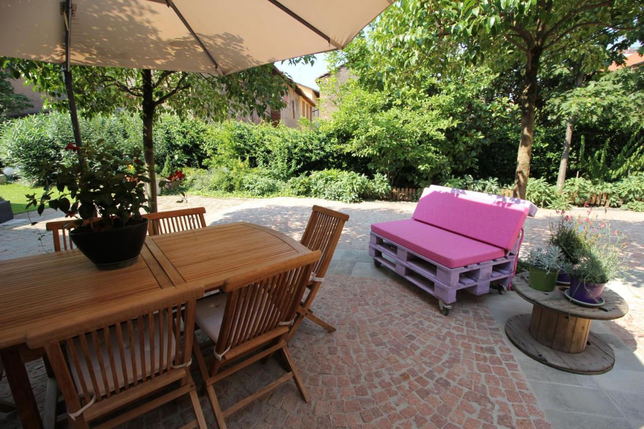 Hayloft Bed & Breakfast Cornaredo Bagian luar foto