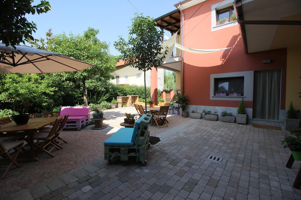 Hayloft Bed & Breakfast Cornaredo Bagian luar foto
