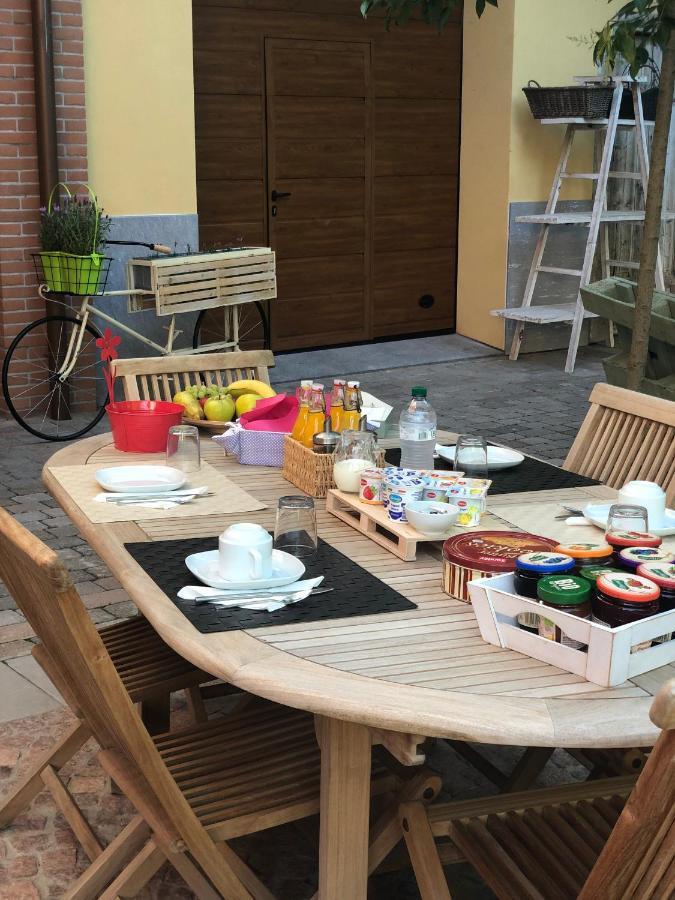 Hayloft Bed & Breakfast Cornaredo Bagian luar foto