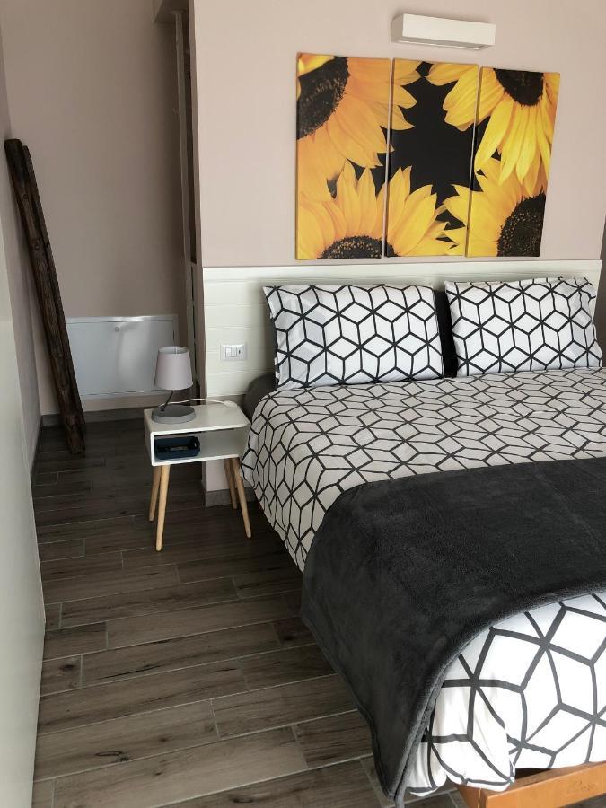 Hayloft Bed & Breakfast Cornaredo Bagian luar foto